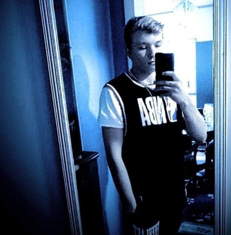 Meet your Posher, Low